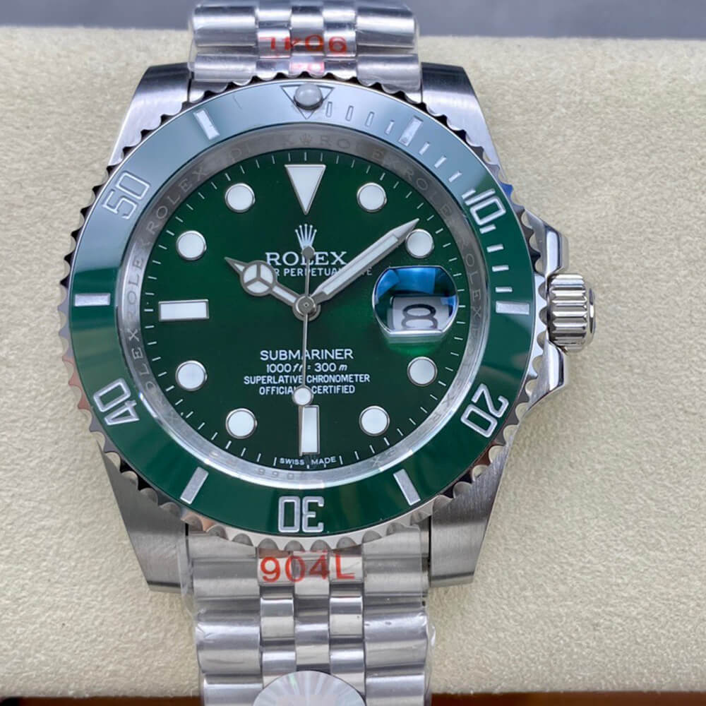 Rolex Submariner Date