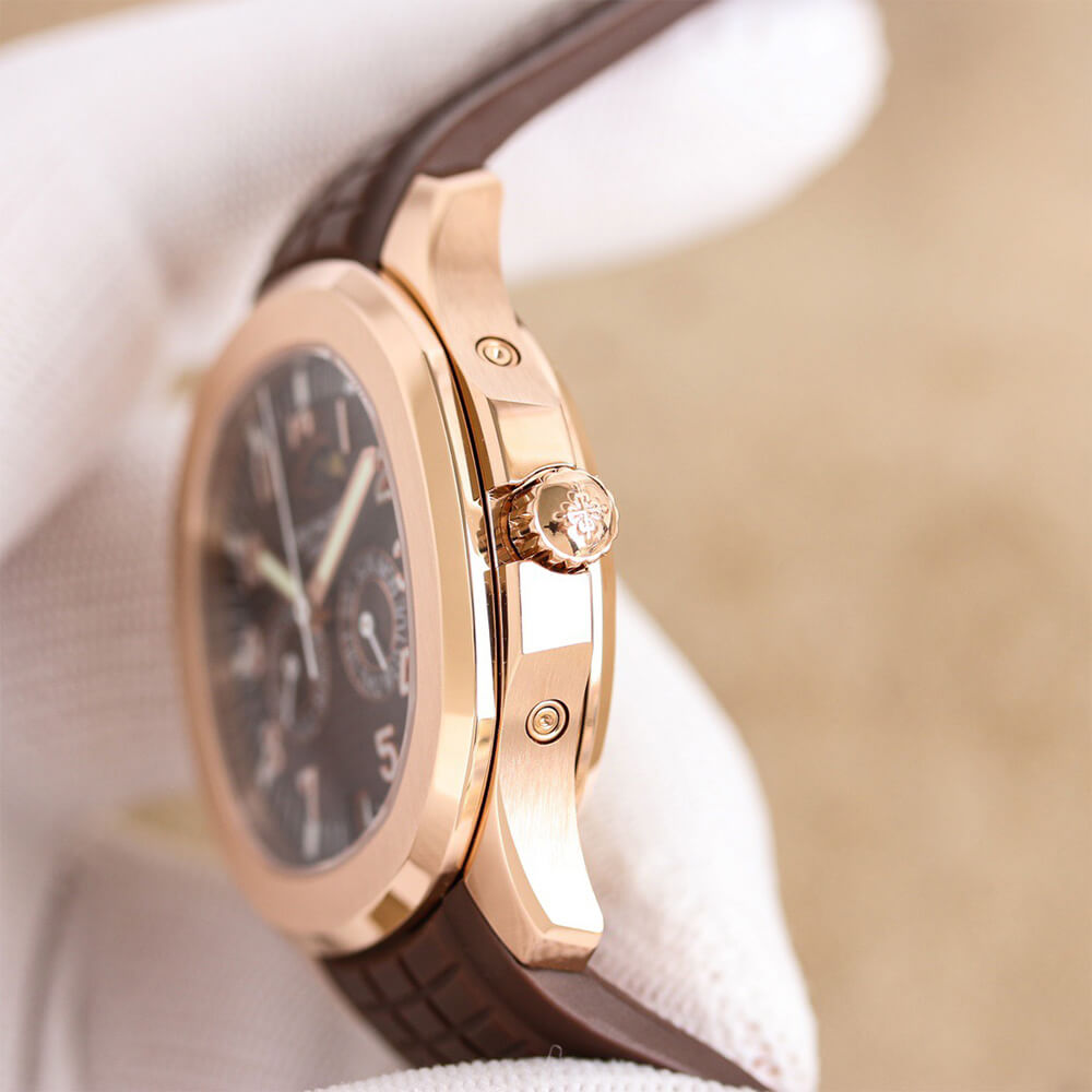 Patek Philippe Aquanaut 5261R-001