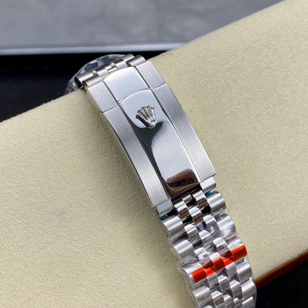 Rolex Sky-Dweller