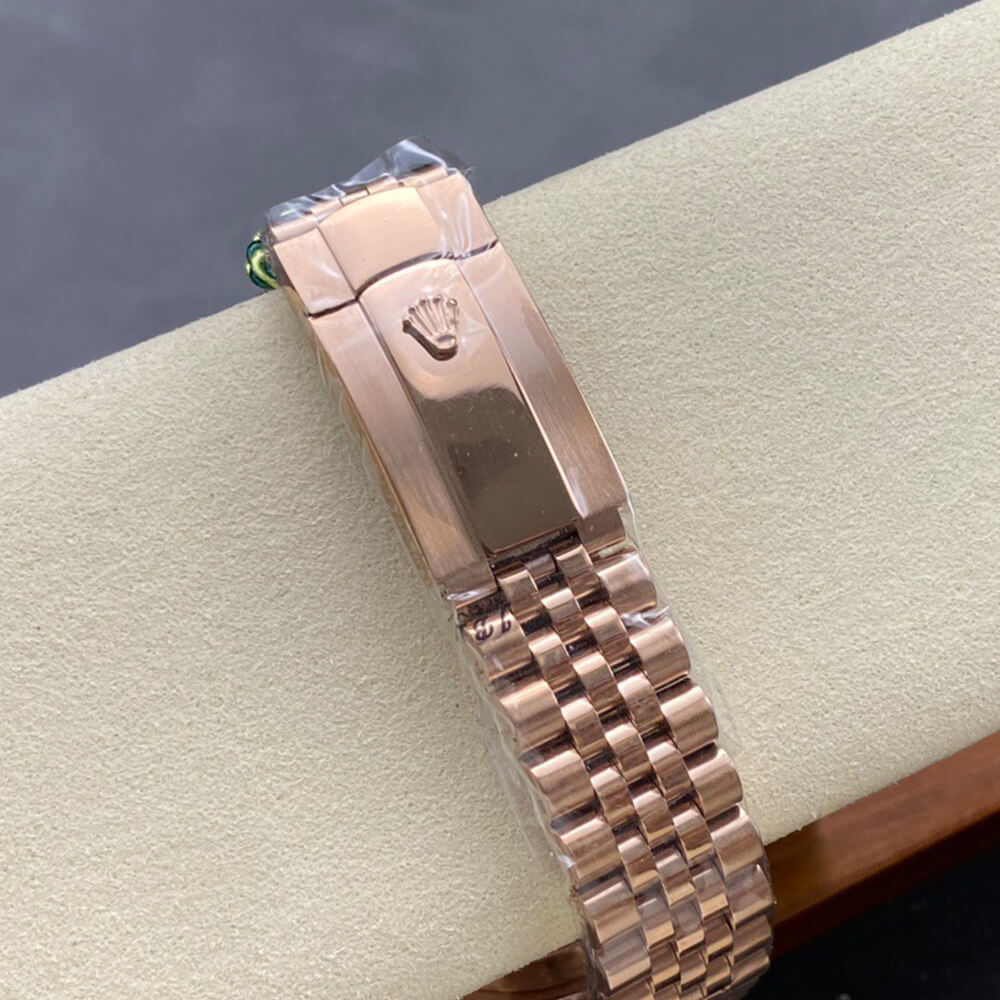 Rolex Sky-Dweller